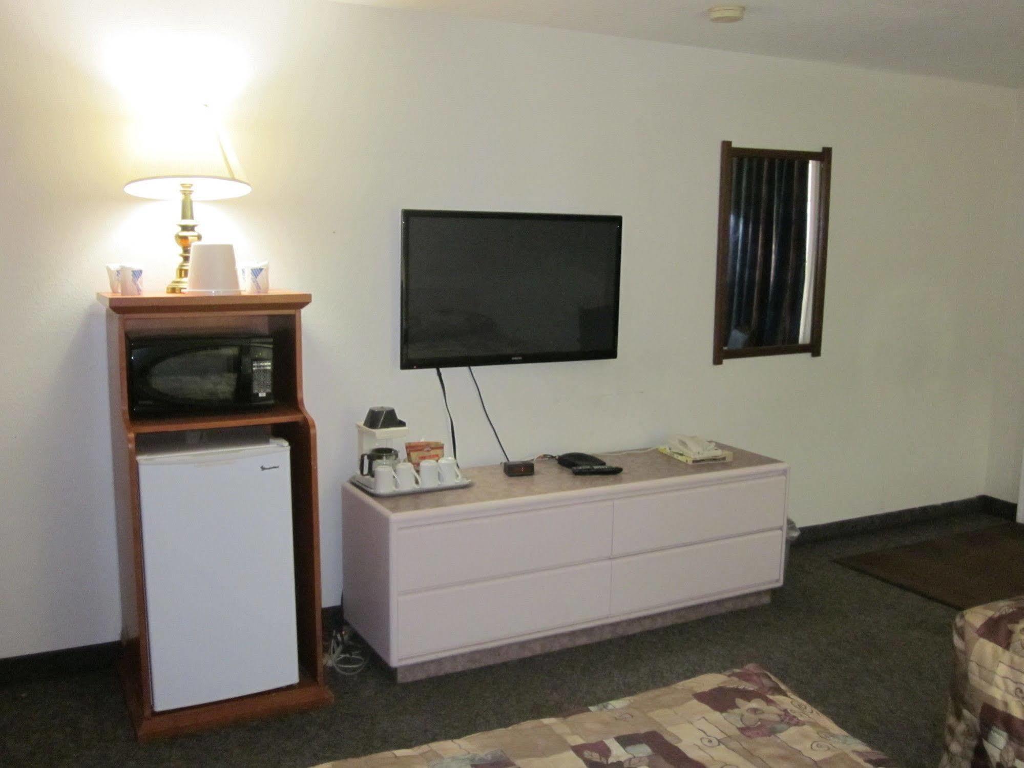 Chinook Motel Летбридж Экстерьер фото